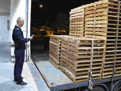 『重磅』海关严查出口货物木质包装，无IPPC标识，不准出境！